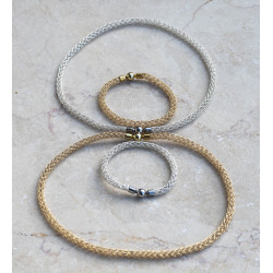 Kette: variantenreich, vergoldet, zum Verlieben