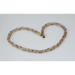 Turmalintropfen im Goldnetz