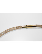 Die klassisch Kurze in Gold