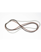 Drei Farben mit Silber und warmen Tönen