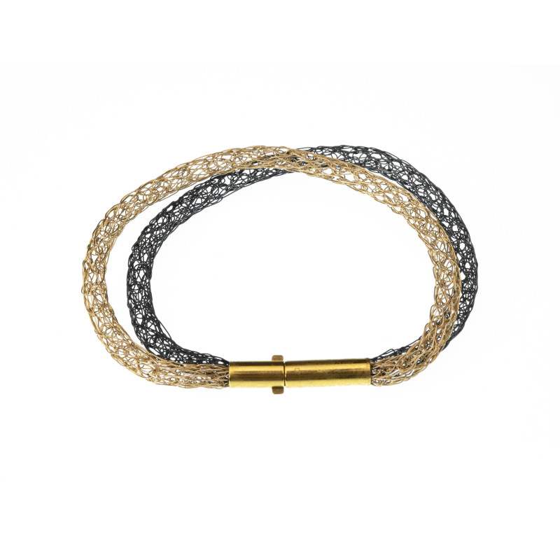 Zwei Farben Schwarz-Gold als Armband.