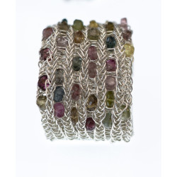 47 Turmaline sind in diesem großen Ring eingearbeitet. Im letzen Bild links sieht man den kleineren Bruder dieses Stücks.