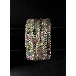 Modell 83a: Kleiner "wilder" Turmalin