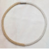 Pur und klassisch zeigt sich diese 62 Zentimeter lange Kette aus 935er Silber und vergoldetem Kupfer.